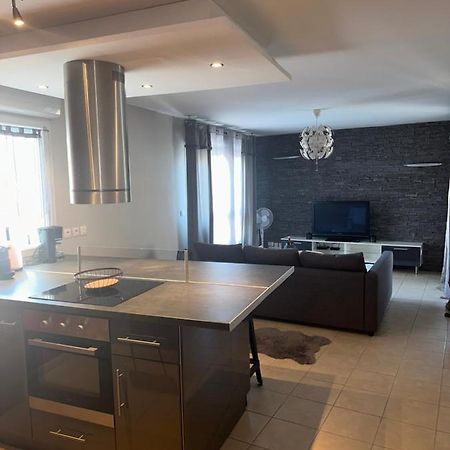 Superbe Appartement Tout Equipe Avec Parking. Марсилия Екстериор снимка