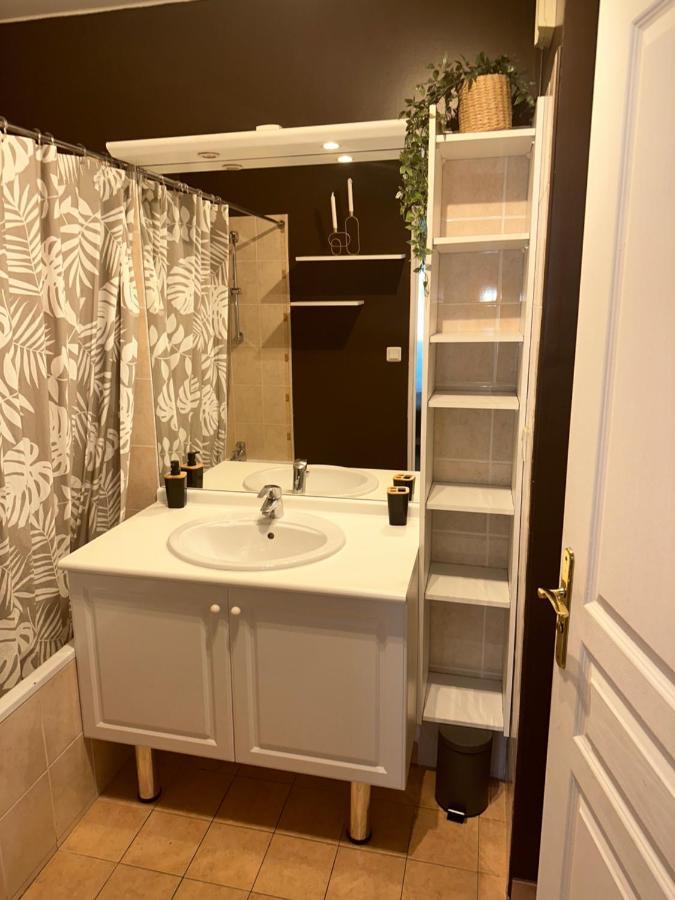 Superbe Appartement Tout Equipe Avec Parking. Марсилия Екстериор снимка