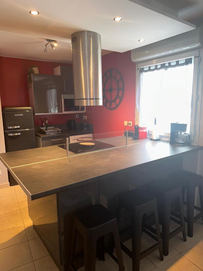 Superbe Appartement Tout Equipe Avec Parking. Марсилия Екстериор снимка